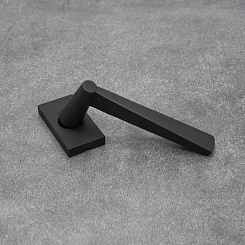 Ручка оконная - изображение 1